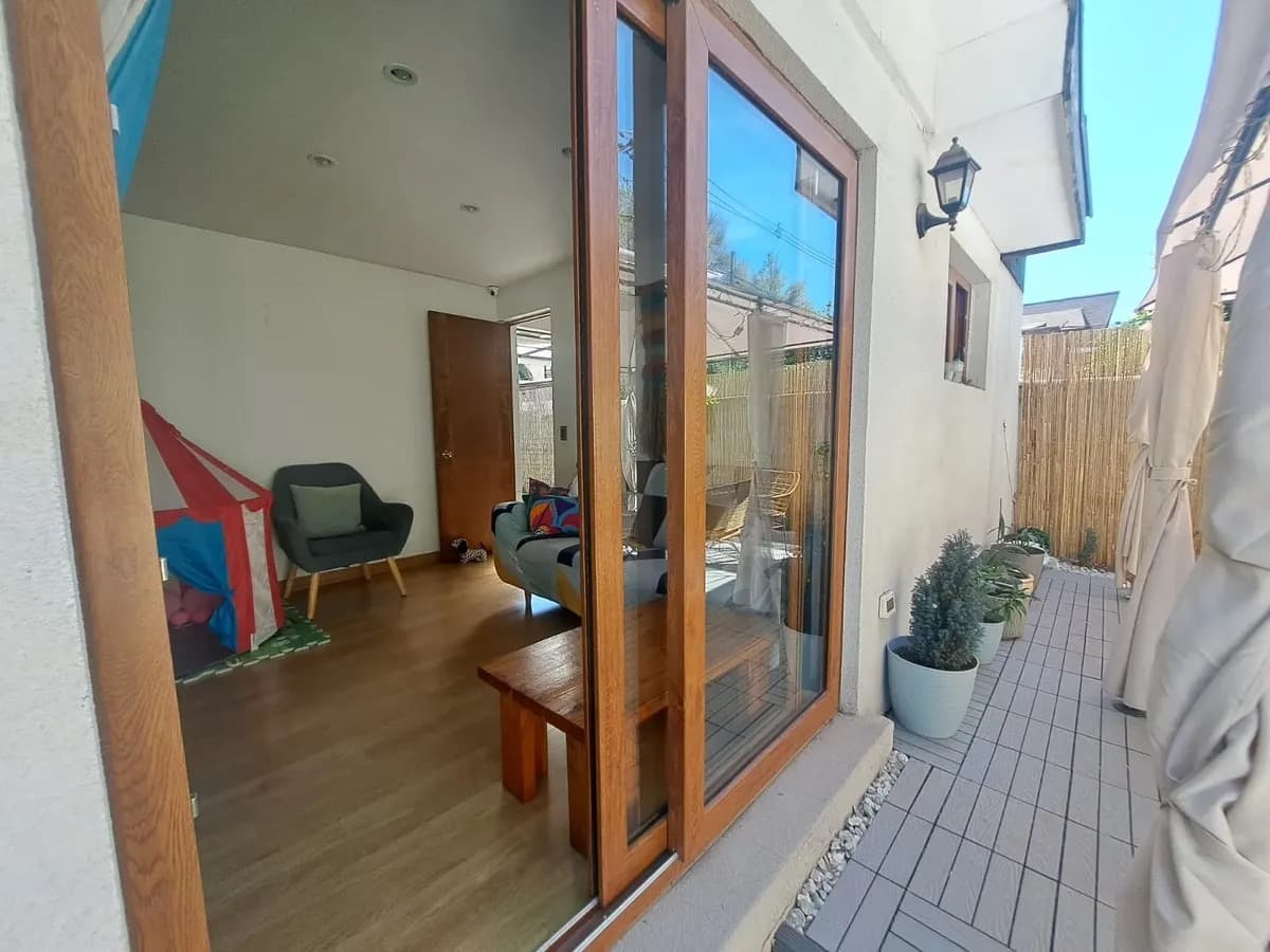 Casa remodelada de 4 dormitorios en Las Condes — foto 4