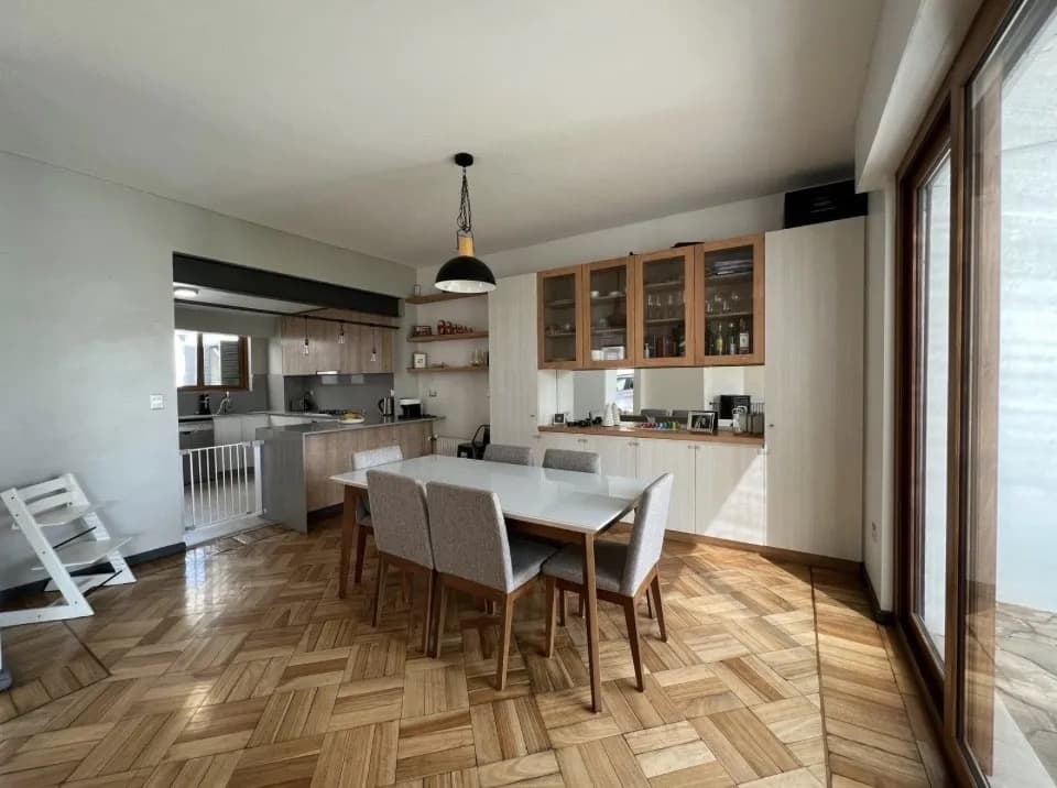 Casa remodelada de 4 dormitorios en Los Dominicos — foto 2