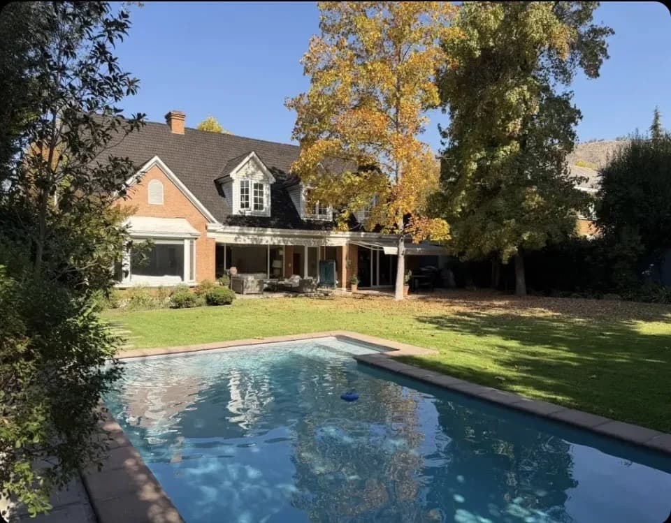 Gran casa de 5 dormitorios en El Golf de Manquehue, Lo Barnechea — foto 2
